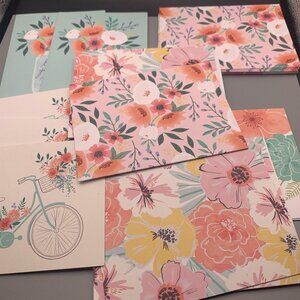 32ct Assorted Designed Stationary Cards & Envelopes